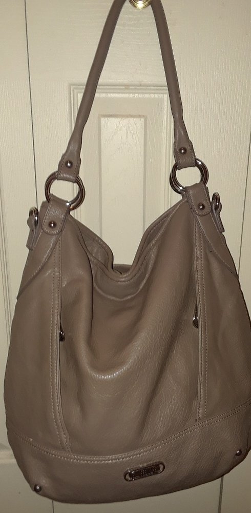 Jennifer Lopez purse